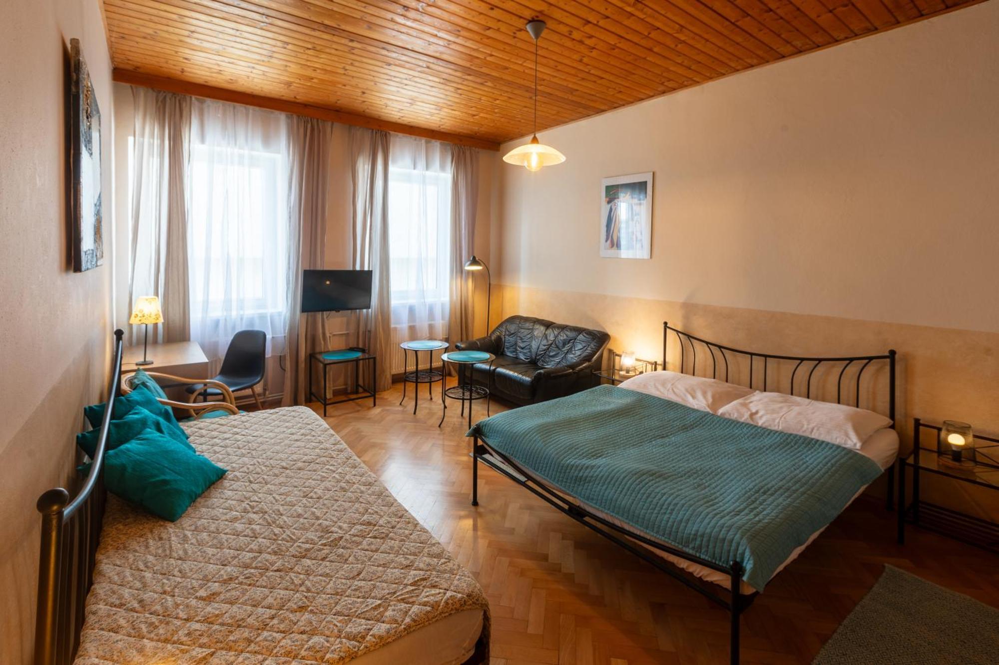 Hotel Atlas Ceske Budejovice Exterior foto