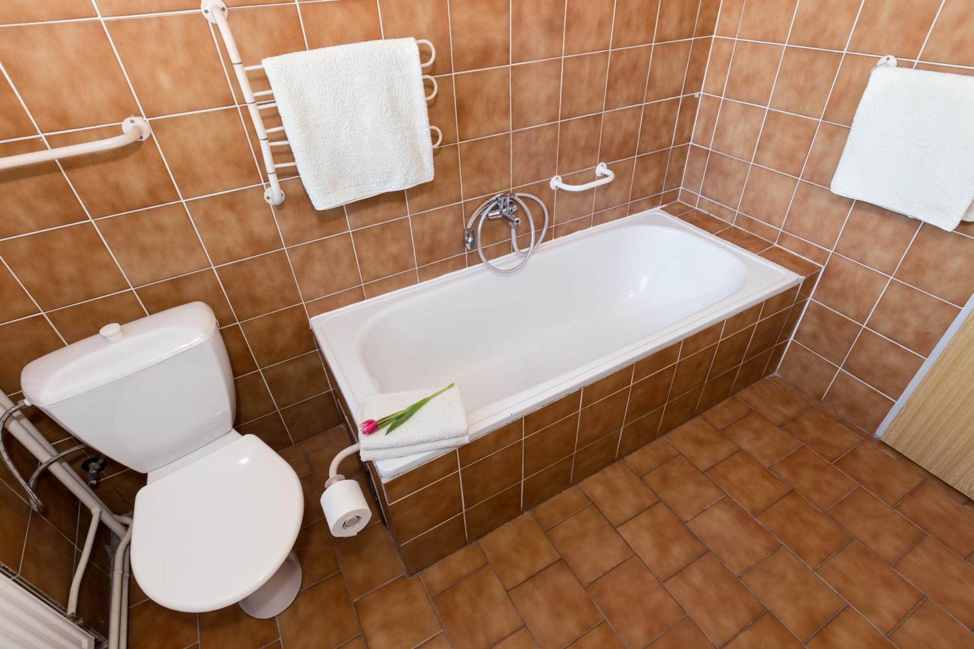 Hotel Atlas Ceske Budejovice Quarto foto
